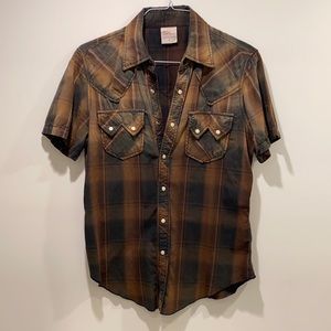 True Religion brand brown checkered short sleeve button up size Medium